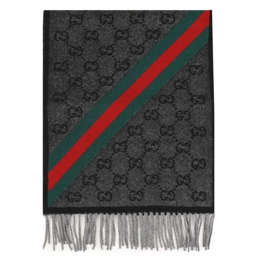 Gucci delivery duty